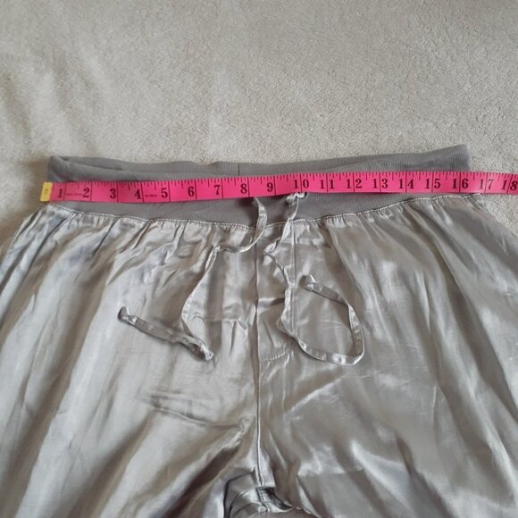 PJ Harlow Women's Size Large Dark Silver Jolie Capri Satin Pajama Pants - Picture 11 of 14